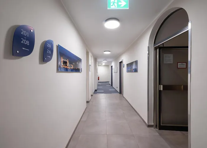 Smart Stay Hotel Station