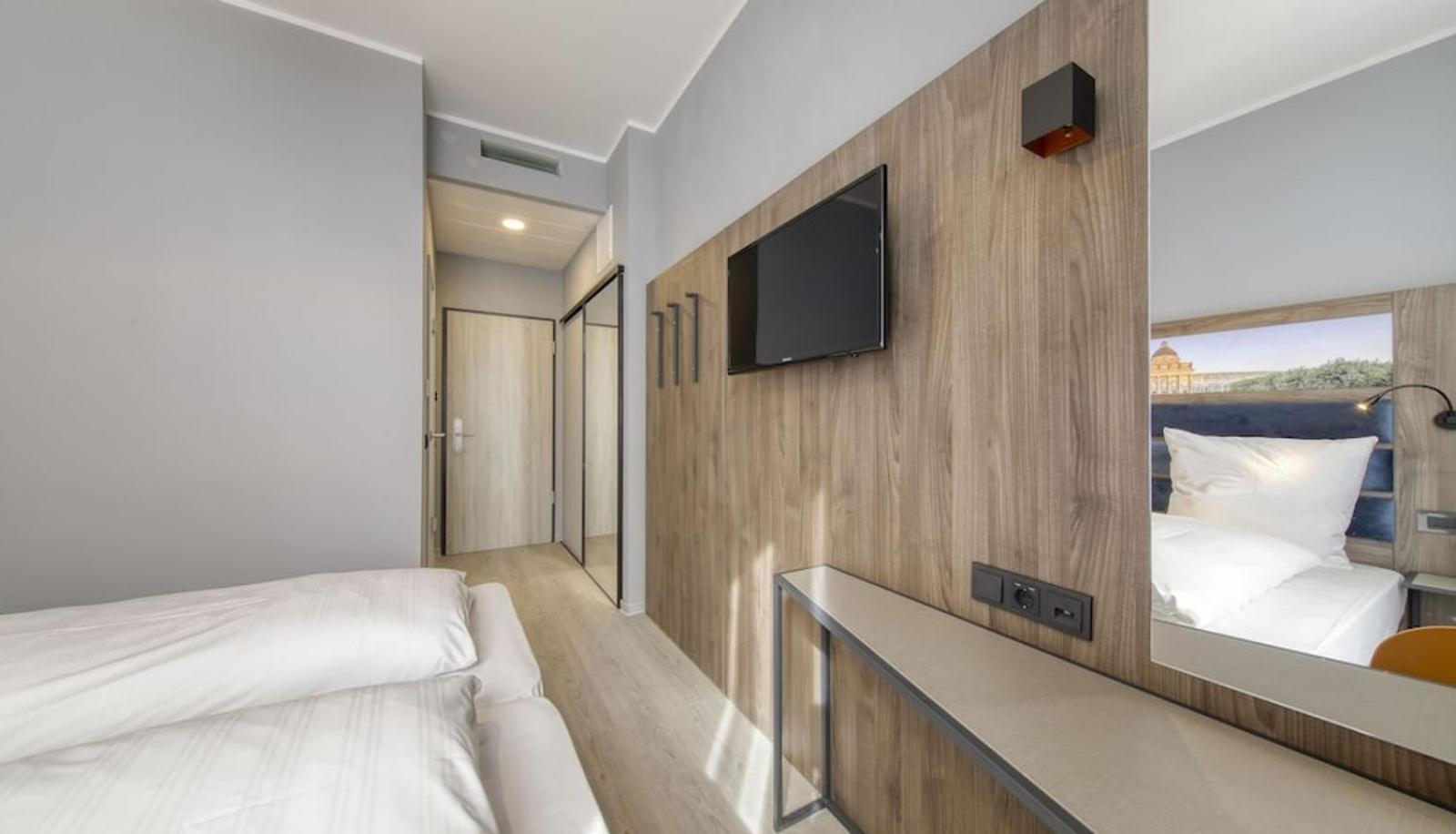Hotel Smart Station Munich
